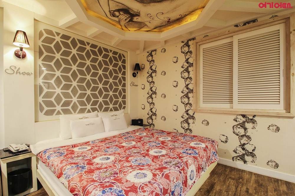 Show Hotel Busan Ngoại thất bức ảnh