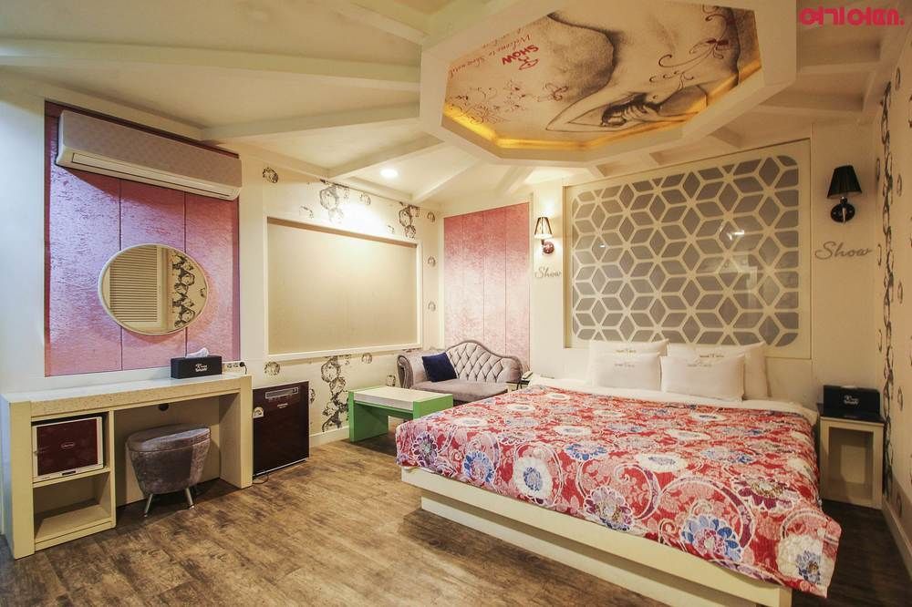 Show Hotel Busan Ngoại thất bức ảnh