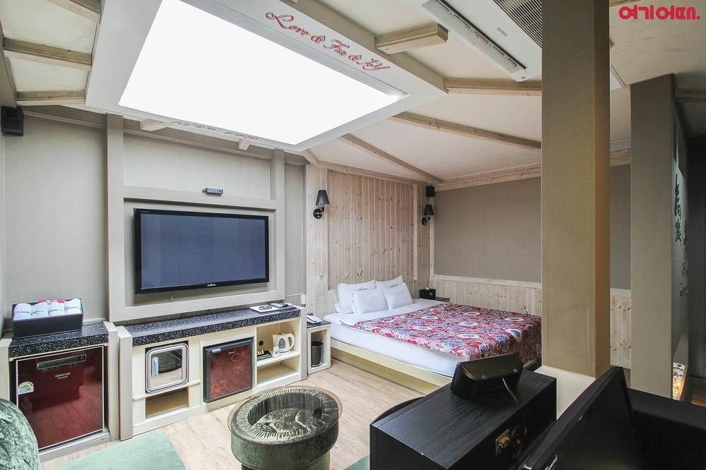 Show Hotel Busan Ngoại thất bức ảnh