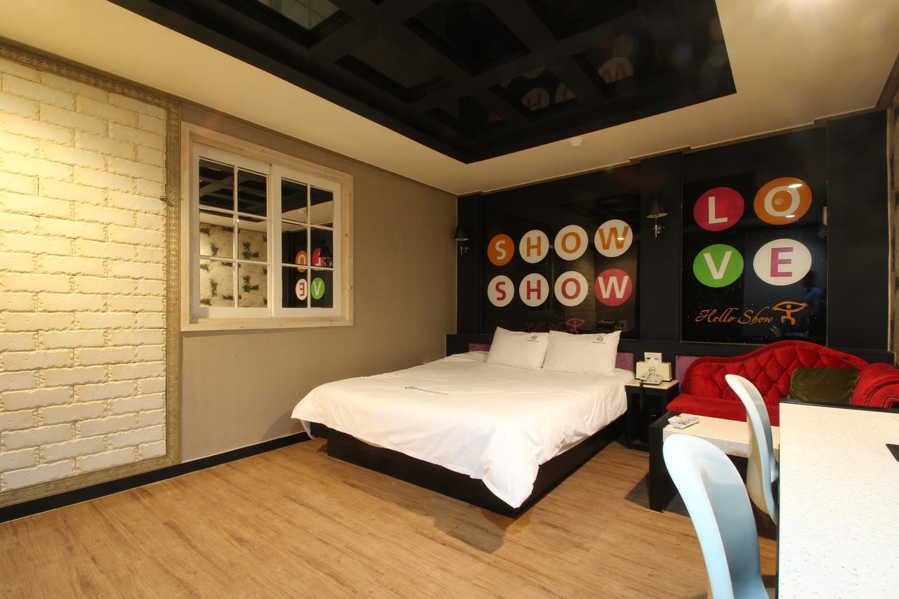 Show Hotel Busan Ngoại thất bức ảnh