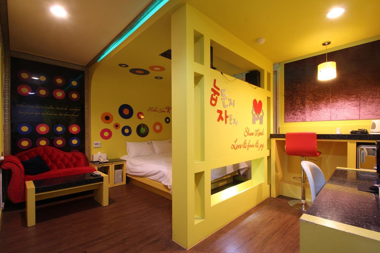 Show Hotel Busan Ngoại thất bức ảnh