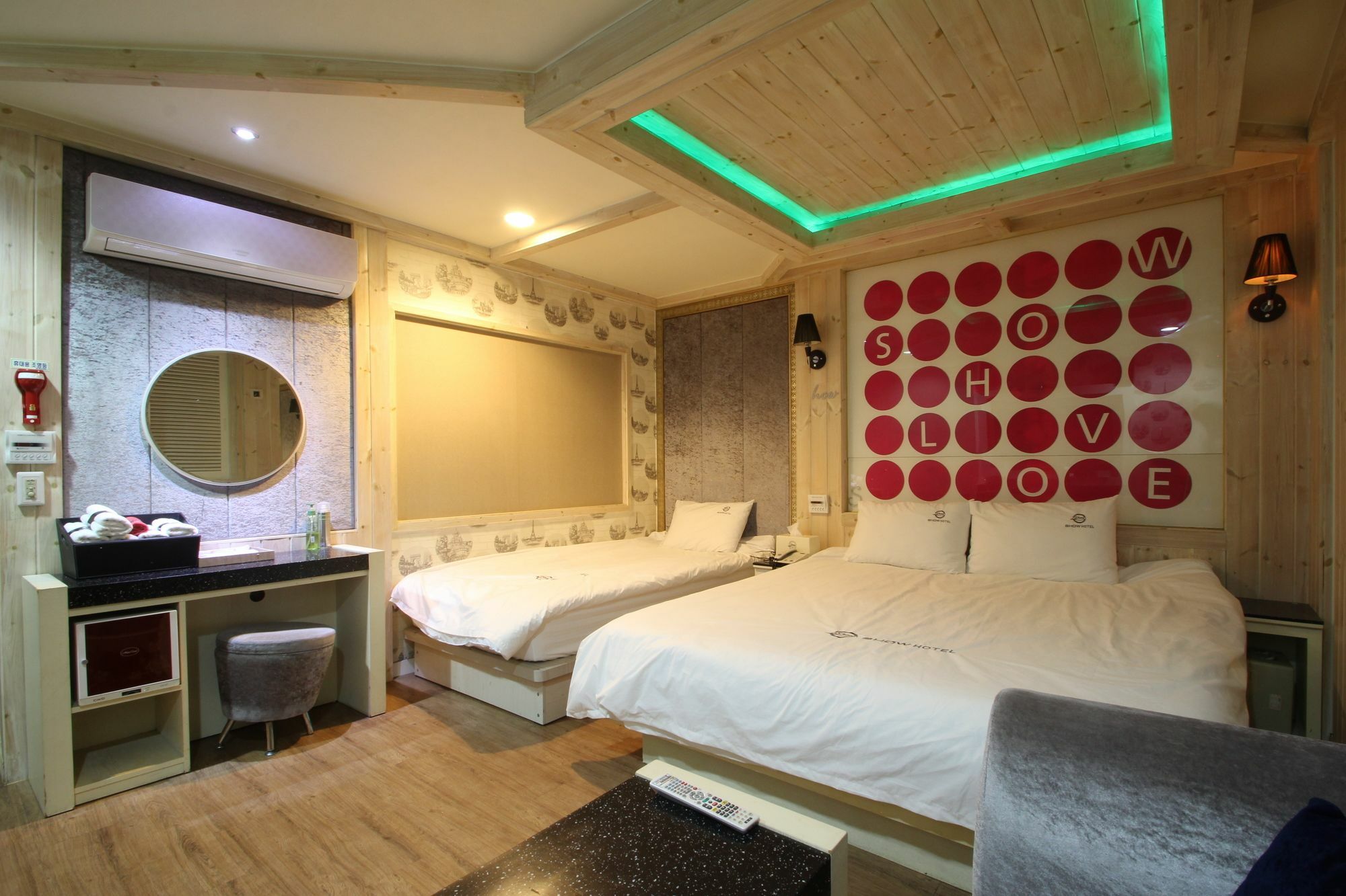 Show Hotel Busan Ngoại thất bức ảnh